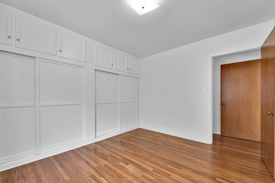 More Photos Of 938 15th St, Santa Monica Apartments For Sale