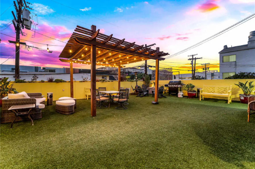 More Photos Of 3074-3080 University Ave, San Diego Storefront Retail Residential For Sale