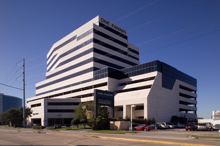 More Photos Of 7400 Fannin St, Houston Medical For Lease