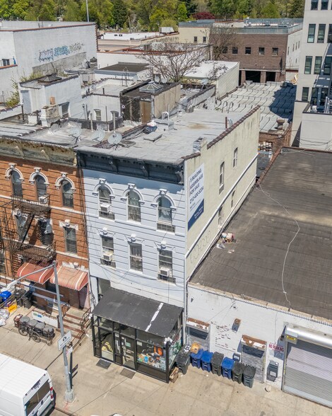 More Photos Of , Brooklyn General Retail For Sale