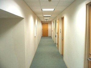 More Photos Of 1818 W Jefferson St, Joliet Office For Lease