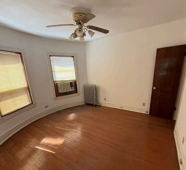 More Photos Of 816 W Agatite Ave, Chicago Apartments For Sale