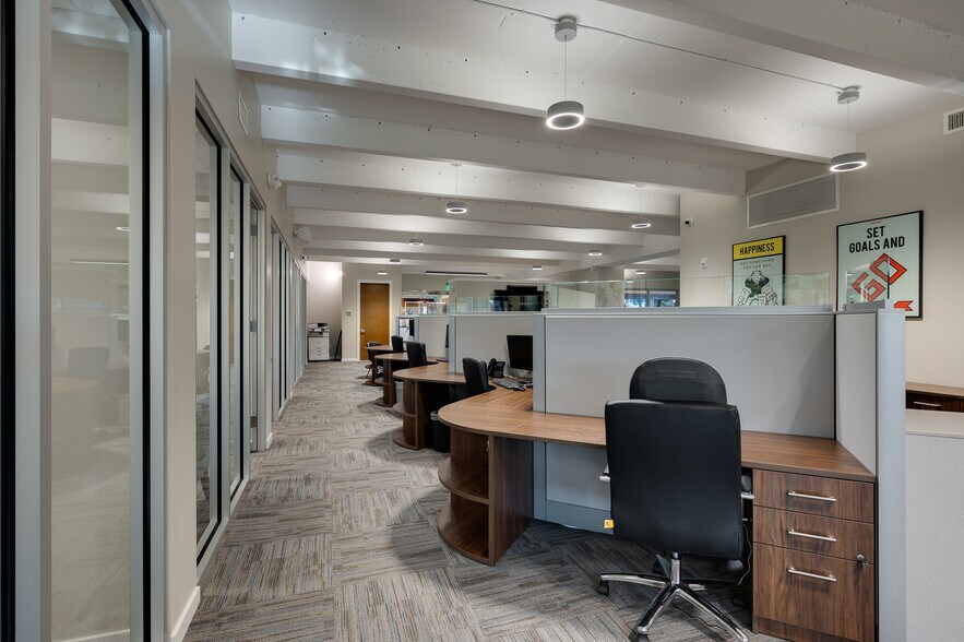More Photos Of 4575 Via Royale, Fort Myers Office For Sale