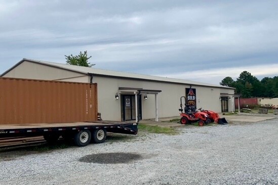 More Photos Of 1985 S Highway 101, Duncan Freestanding For Sale