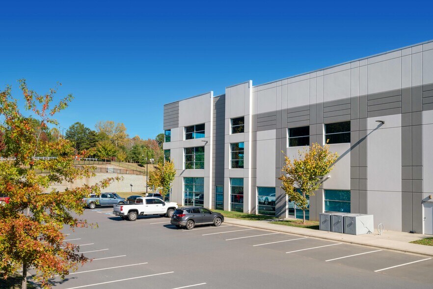 More Photos Of 10137 Horton Rd, Charlotte Distribution For Lease