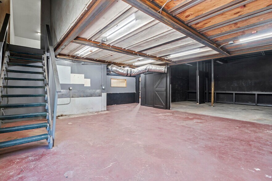 More Photos Of 25232 Hardin Store Rd, Magnolia Manufacturing For Lease