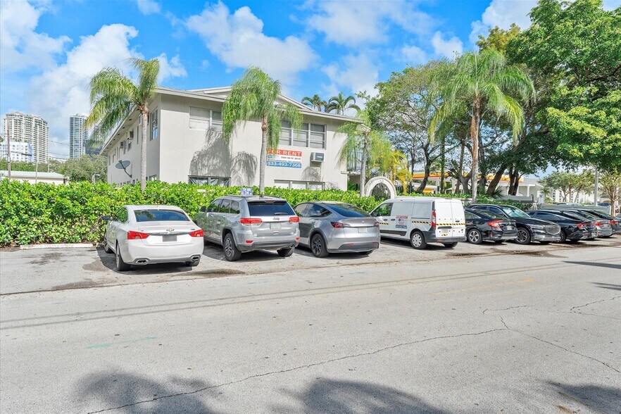 More Photos Of 515 SE 9th St, Fort Lauderdale Apartments For Sale