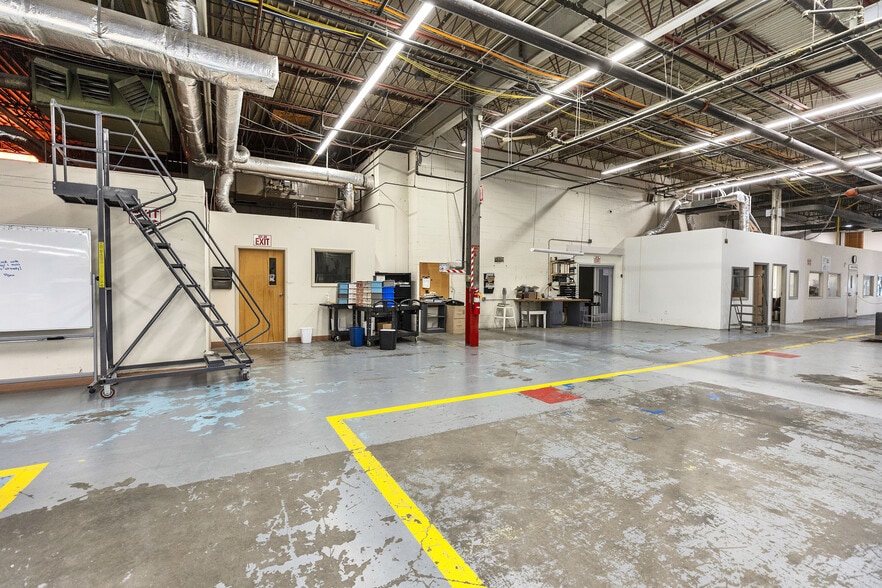 More Photos Of 370 Monument Rd, Hinsdale Manufacturing For Sale