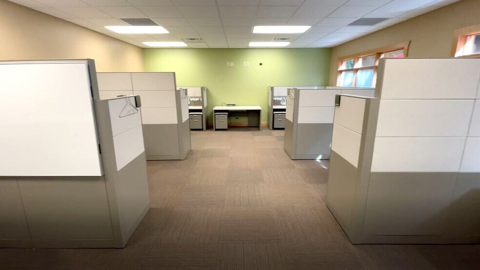 More Photos Of 40 N 1st Ave, Evansville Office For Sale