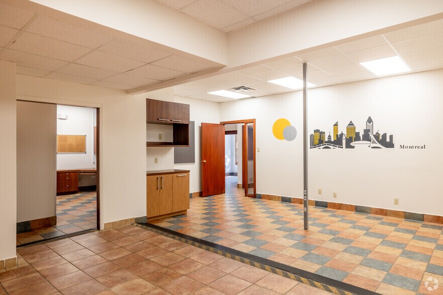 More Photos Of 8477 Rue Hochelaga, Montréal Office For Lease