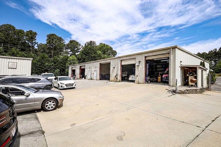 More Photos Of 3600 Kennesaw N Ind Pky, Kennesaw Flex For Lease