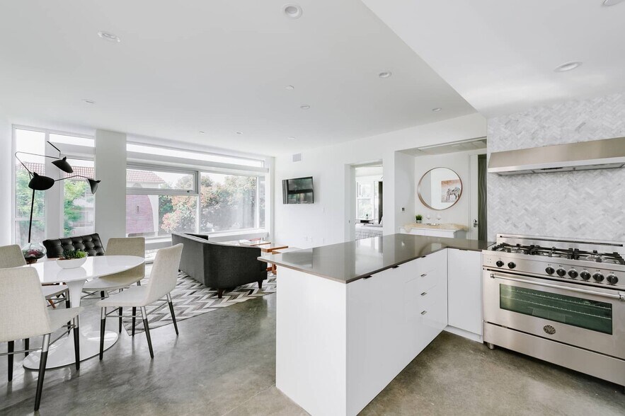 More Photos Of 12770 Caswell Ave, Los Angeles Apartments For Sale