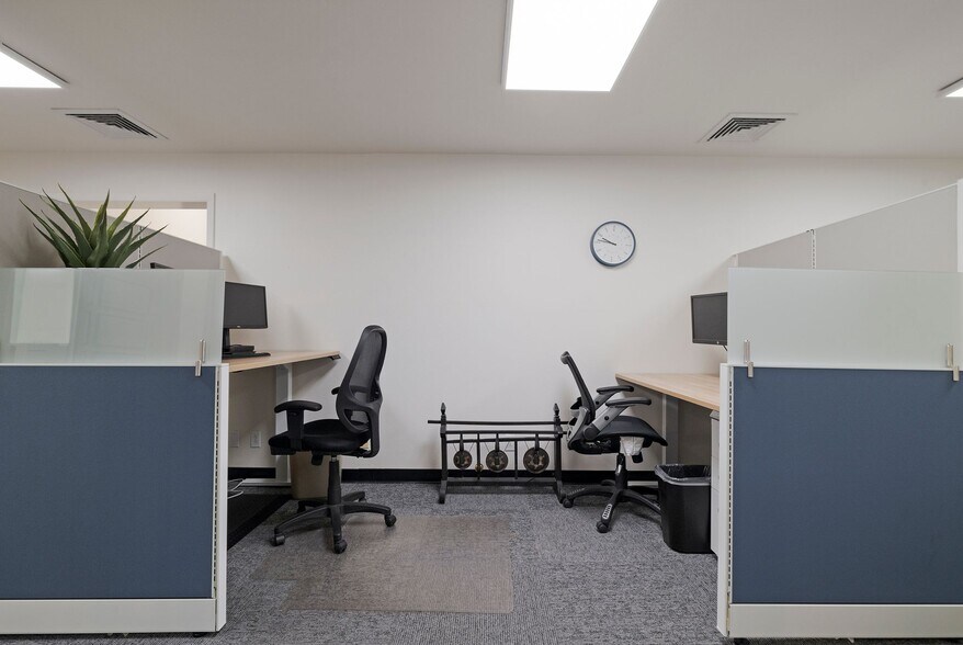 More Photos Of 300-308 Salem St, Chico Office For Sale