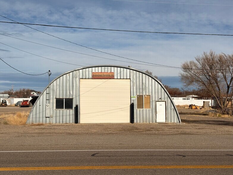 More Photos Of 210 Signal Dr, Rock Springs Industrial For Lease