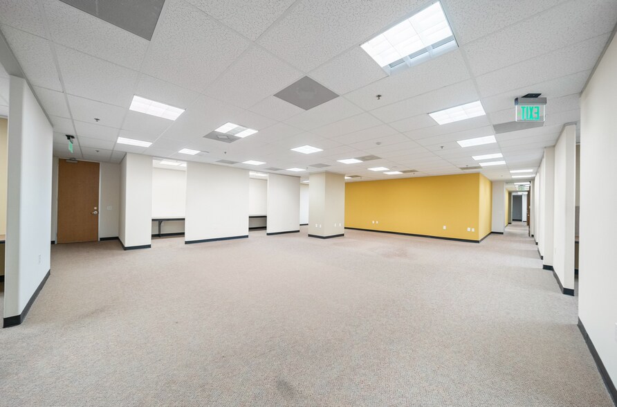 More Photos Of 17200 SH 249, Houston Medical For Lease