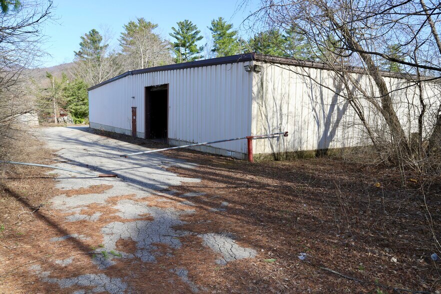 More Photos Of 127 Quality Ln, Rutland Industrial For Sale