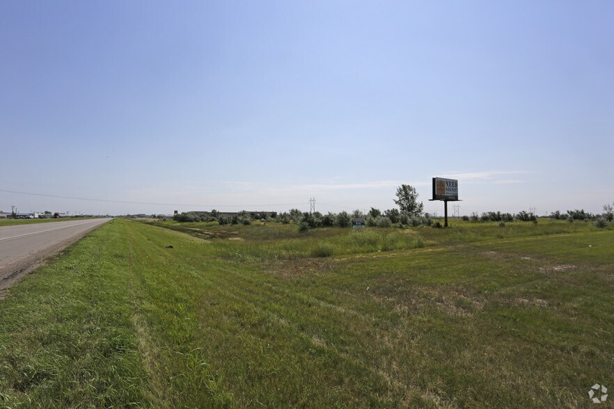 More Photos Of 5450 Gateway Dr, Grand Forks Land For Sale