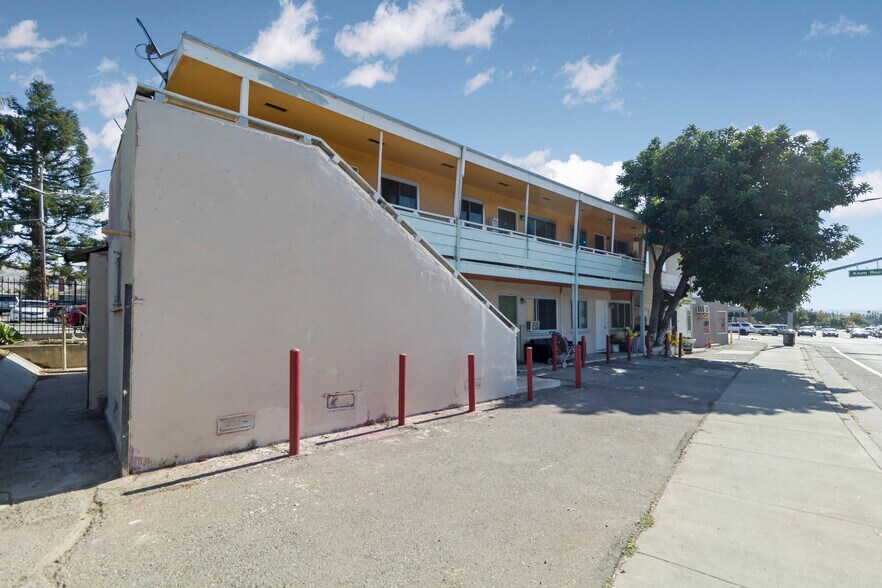 More Photos Of 2701 Alum Rock Ave, San Jose Storefront Retail Residential For Sale
