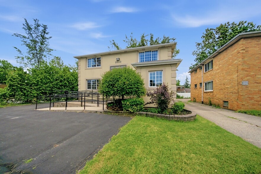 More Photos Of 2533 Sheridan Dr, Tonawanda Office For Sale