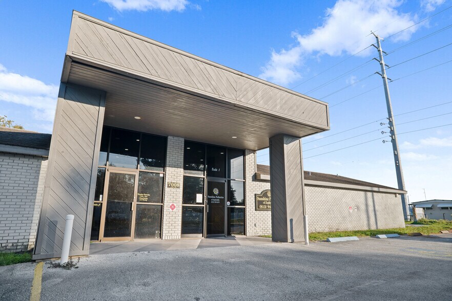 More Photos Of 7008 Jason Dr, Zephyrhills Medical For Sale
