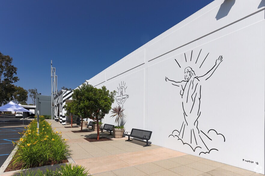 More Photos Of 102 Baker St, Costa Mesa Religious Facility For Sale