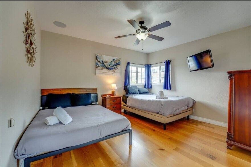 More Photos Of 3280 Gillette St, San Diego Apartments For Sale