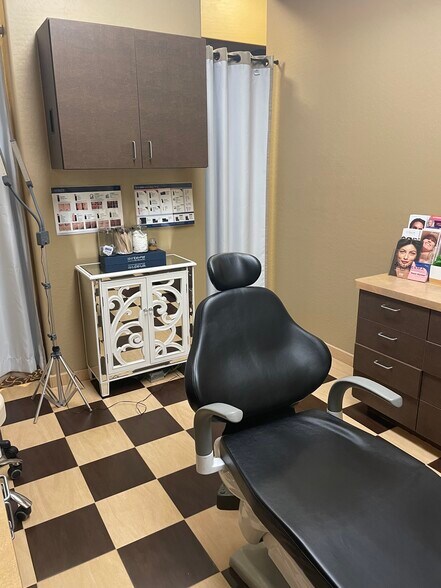 More Photos Of 4135 S Power Rd, Mesa Coworking Space