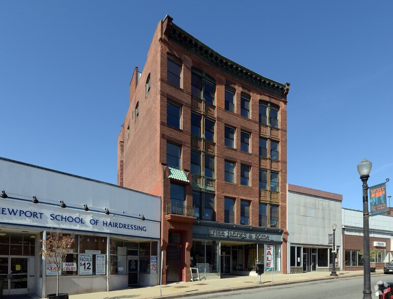 More Photos Of , Pawtucket Unknown For Sale