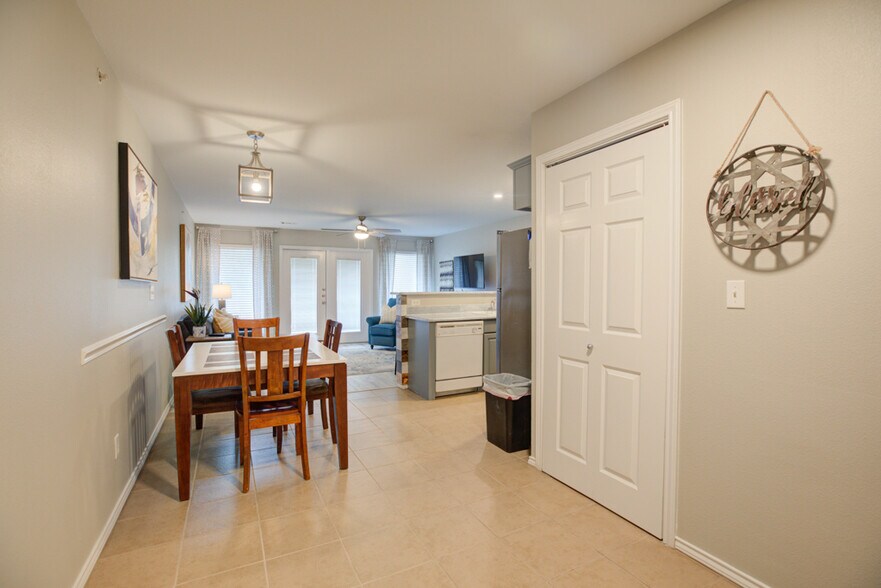 More Photos Of 740 E Mather St, New Braunfels Apartments For Sale