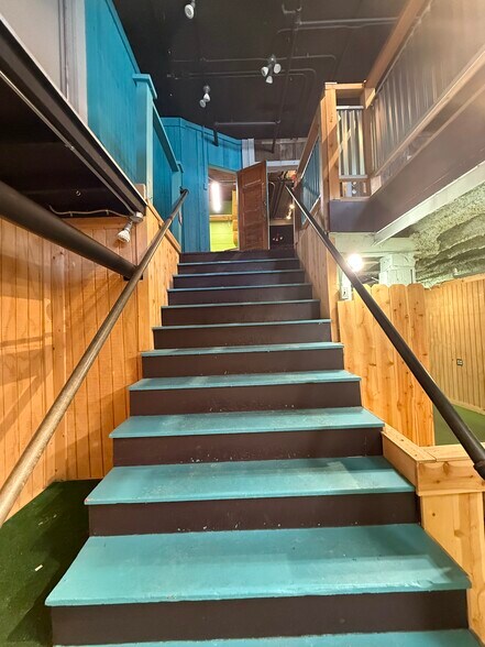 More Photos Of 133 Mason St, Saugatuck General Retail For Sale