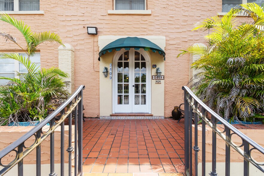 More Photos Of 3409 S Le Jeune Rd, Coral Gables Apartments For Sale