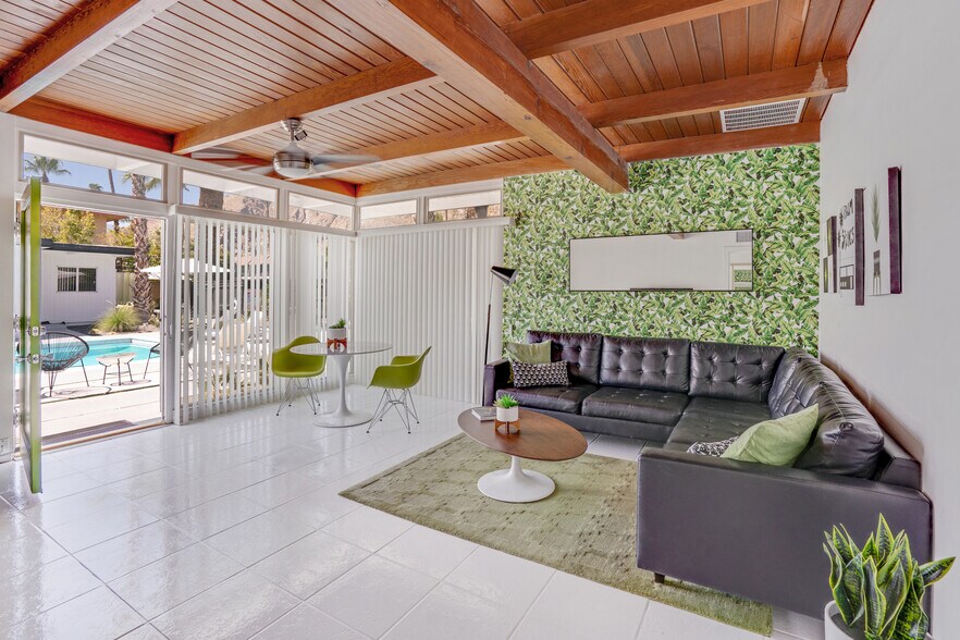 More Photos Of 350 S Belardo Rd, Palm Springs Hotel For Sale