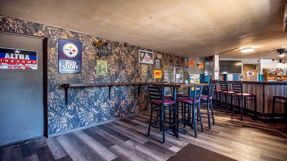 More Photos Of 2862 Route 38, Emlenton Bar For Sale