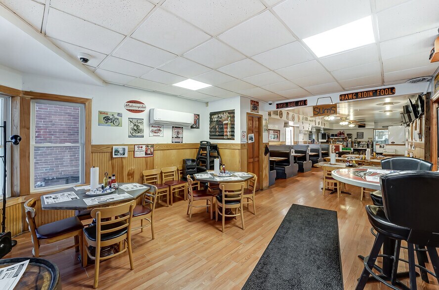 More Photos Of 13 W Main St, Spring Valley Restaurant For Sale