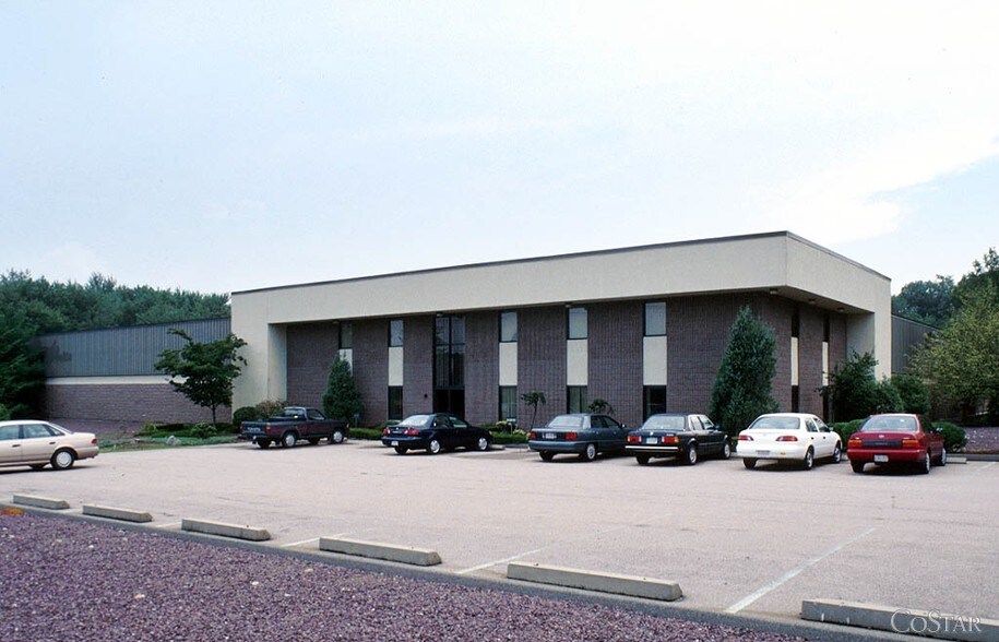 Primary Photo Of 284 Bodwell St, Avon Warehouse For Lease