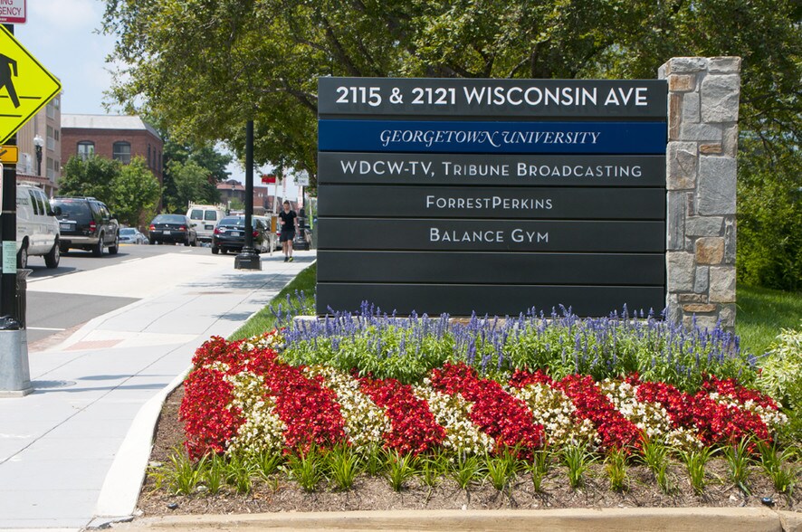 More Photos Of 2121 Wisconsin Ave NW, Washington Office For Lease