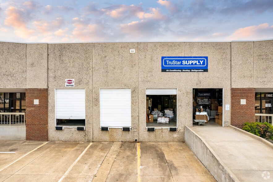 More Photos Of 1111 Jupiter Rd, Plano Unknown For Lease