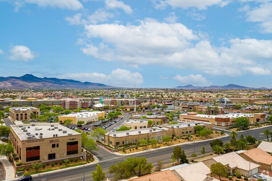 More Photos Of 750 Coronado Center Dr, Henderson Medical For Lease