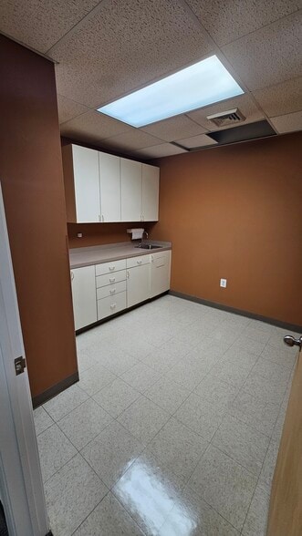 More Photos Of 7131 Rising Sun Ave, Philadelphia Office For Lease