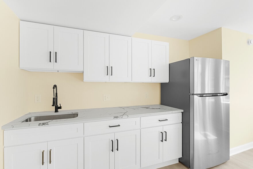 More Photos Of 1349 Yorktown Rd, Annapolis Assisted Living For Sale