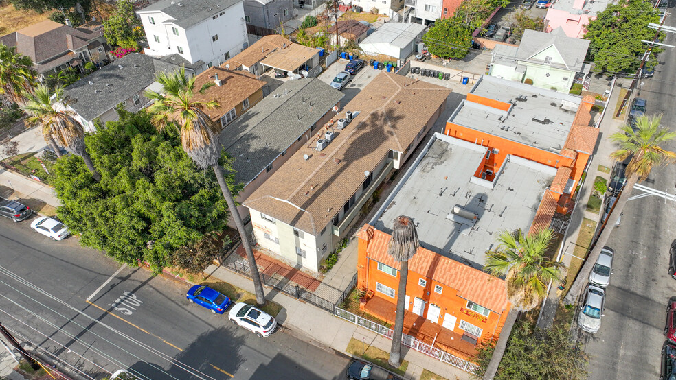 Primary Photo Of 1189 W 36th Pl, Los Angeles Apartments For Sale