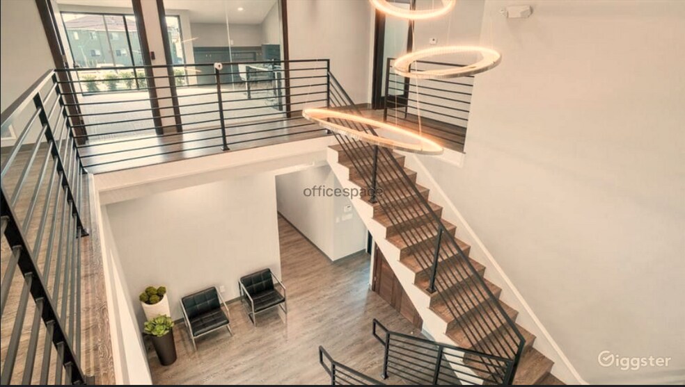 More Photos Of 18093 Prairie Ave, Torrance Office For Sale