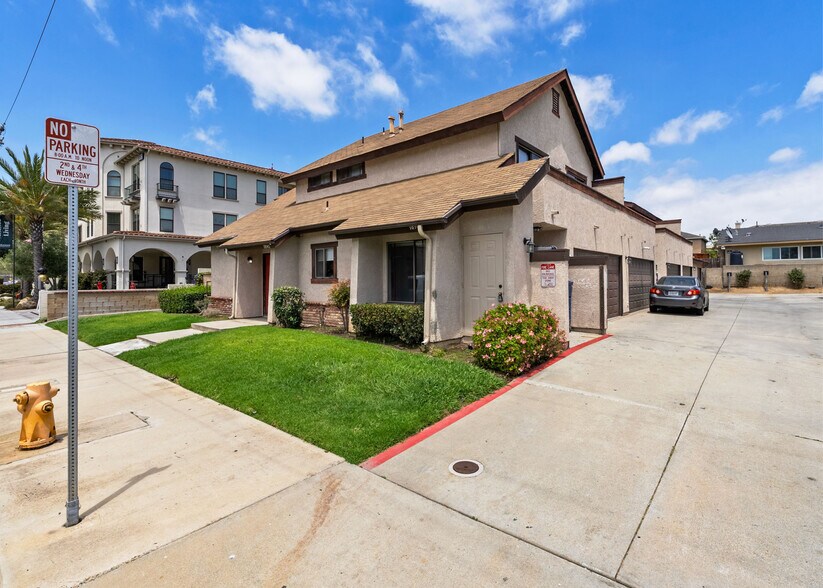More Photos Of 18942-18962 Delaware St, Huntington Beach Apartments For Sale