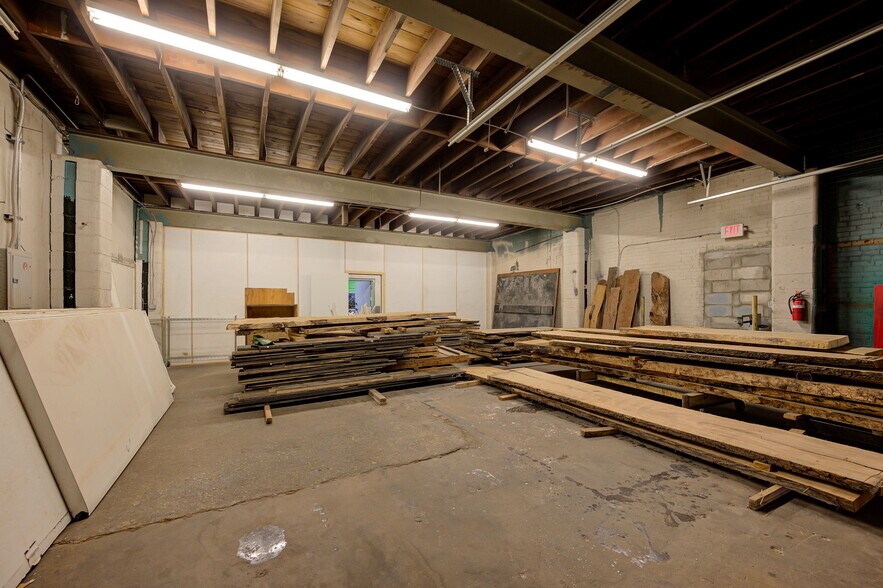 More Photos Of 1615 N Portland Ave, Oklahoma City Warehouse For Sale