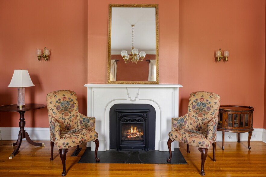More Photos Of 4317 State Route 23, Hudson Hospitality For Sale