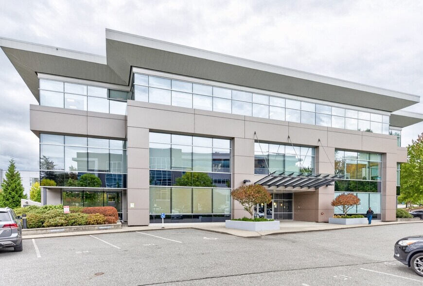 More Photos Of 8047 199th St, Langley Office For Sale