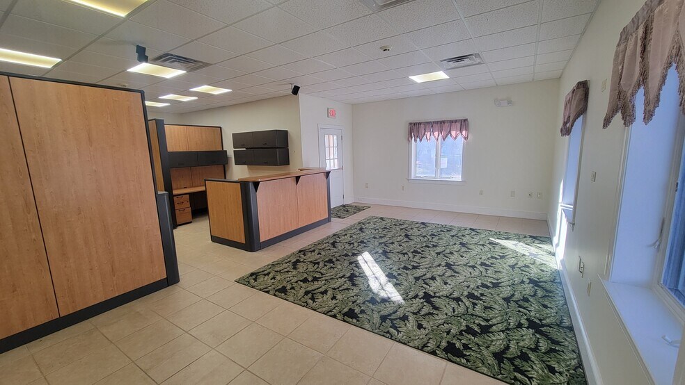 More Photos Of 210 3rd Ave, Alpha Office Residential For Sale