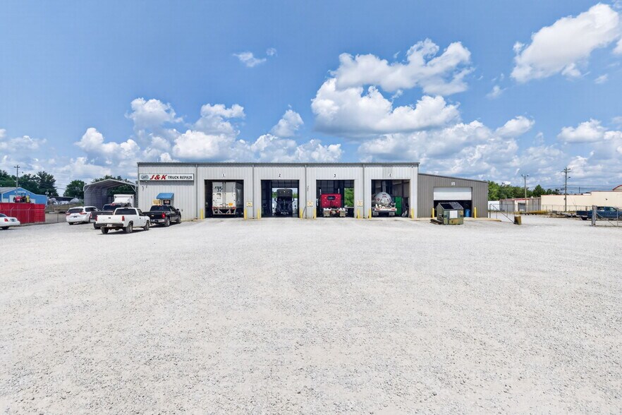More Photos Of 109 Tabor Dr, Crossville Industrial For Sale