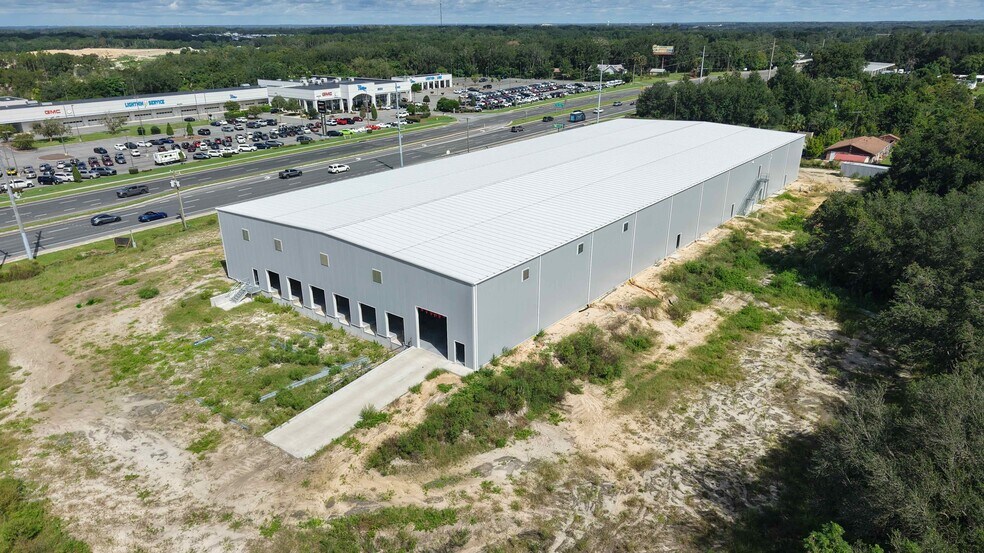 More Photos Of 2221 US-441, Fruitland Park Showroom For Sale