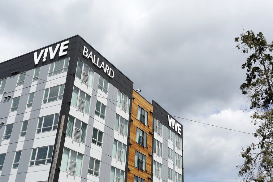 More Photos Of 1516 NW 51st St, Seattle Apartments For Sale